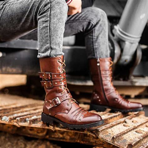 Bottines & bottes de luxe pour homme .